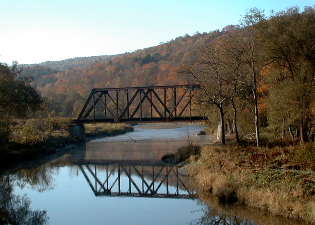 Bridge.JPG (113570 bytes)