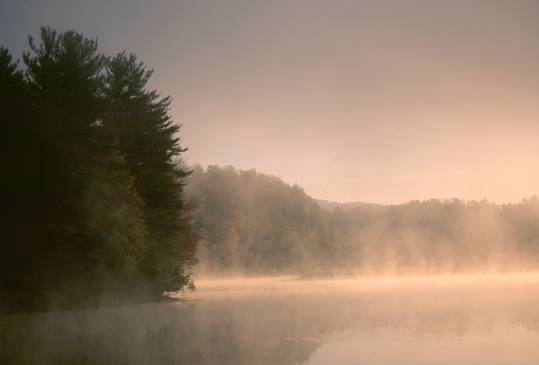 VtTNlake4.jpg (11911 bytes)